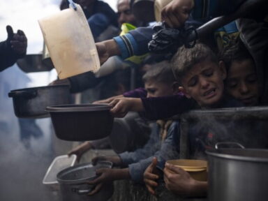 Cerco de Netanyahu pode matar de fome 8 mil crianças menores de 5 anos em Gaza,  diz OMS