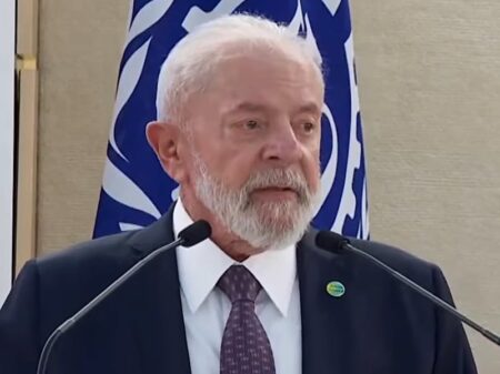 “Não há democracia com fome, nem desenvolvimento com pobreza”, diz Lula na OIT