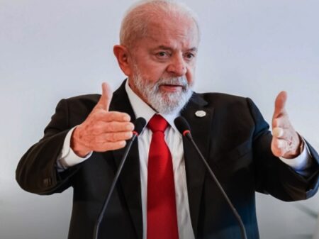 Lula defende Haddad mas afirma que não vai “fazer ajuste em cima dos pobres”