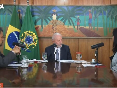 Lula diz que “não haverá desvinculação de benefícios da Previdência do salário mínimo”