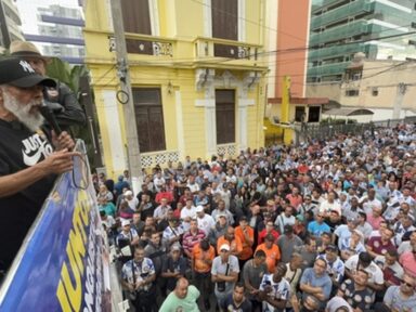 Sem acordo em negociação, motoristas de ônibus de São Paulo mantêm greve para quarta-feira