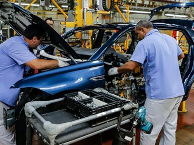 Produção industrial tem queda generalizada em maio: 0,9%