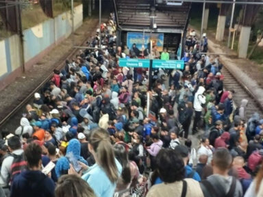 Nova pane causa caos na Linha-Esmeralda da ViaMobilidade: usuários enfrentam filas e trens lotados