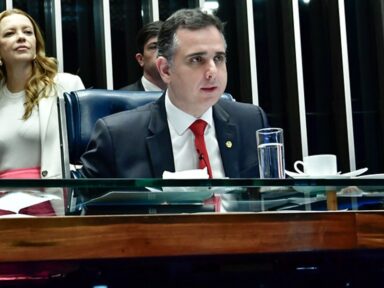 “É ato criminoso”, diz Pacheco sobre arapongagem de Bolsonaro contra autoridades