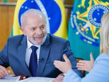 Lula diz que Brasil não vai parar a exploração de seu petróleo