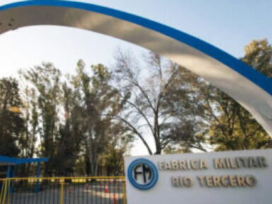 Milei trama entrega da estatal “Fabricaciones Militares” aos EUA, denunciam servidores