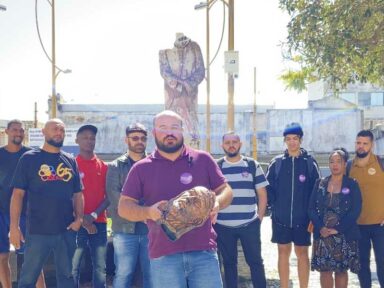 Moradores de Campos denunciam vandalismo contra estátua de Tiradentes e abandono da cidade