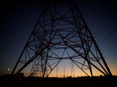 Eletricitários denunciam crimes contra o país e querem que Lula reveja venda da Eletrobrás