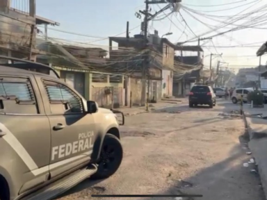 PF prende políticos que contratavam atores para divulgar fake news em cidades da Baixada Fluminense