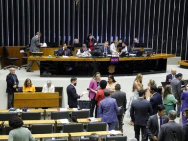 Republicanos lança Hugo Motta à Presidência da Câmara; Elmar também oficializa seu nome