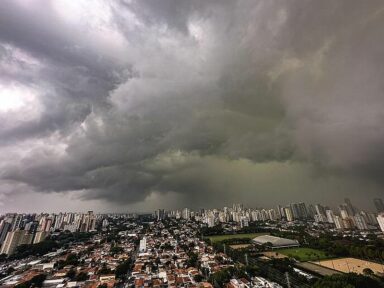 Depois da chuva, um olhar sobre São Paulo