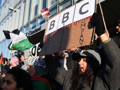 Funcionários da BBC denunciam cobertura distorcida que esconde crimes de Israel em Gaza