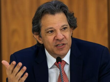 Haddad anuncia bloqueio de mais R$ 5 bi do Orçamento deste ano