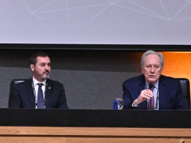 Ministro da Justiça cobra mais recursos e pessoal para PF fiscalizar CACs