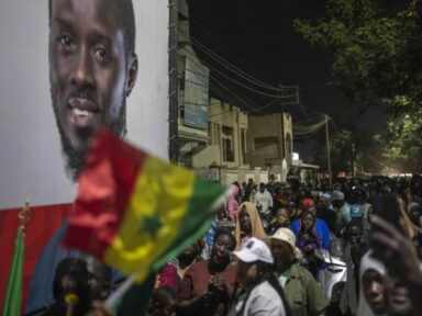 Governo do Senegal anuncia que fechará bases militares estrangeiras no país