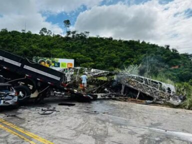 Número de mortos vítimas de acidente em MG chega a 41, informa Polícia Civil