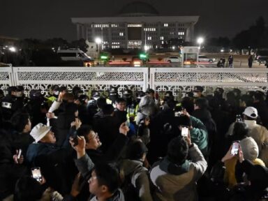 Parlamento sul-coreano rejeita golpe via lei marcial imposta pelo aspirante a ditador Yoon Suk-yeol