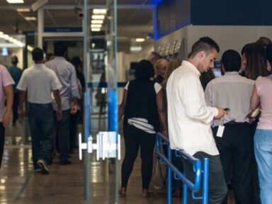 68,62 milhões estão com contas atrasadas