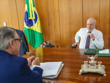 Ipec: governo Lula é avaliado como ótimo ou bom por 34%. Ruim ou péssimo também 34%