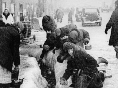 Após 81 anos da ruptura do cerco a Leningrado, Putin relembra o genocídio perpetrado pelos nazistas