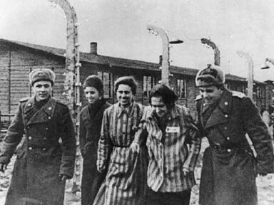 Há 80 anos o Exército Vermelho libertou Auschwitz e revelou ao mundo o extermínio sob Hitler