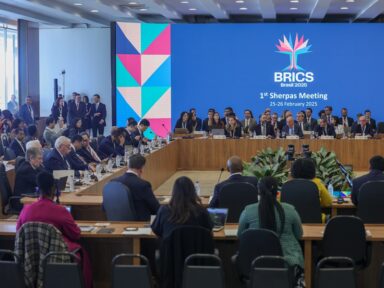 Comércio do BRICS é recorde e Brasil lança plataforma interativa com informações