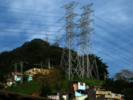 Prévia da inflação vai a 1,23% em fevereiro sob impacto da alta da energia elétrica