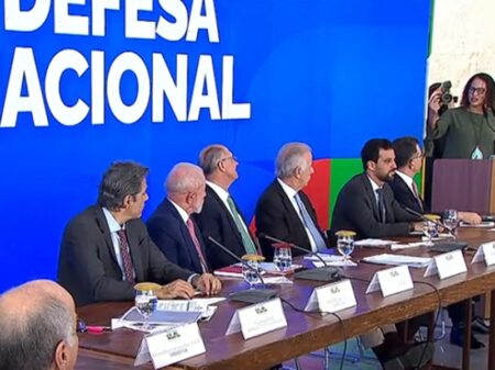 Governo anuncia R$ 112,9 bilhões para o Complexo Industrial da Defesa até 2026