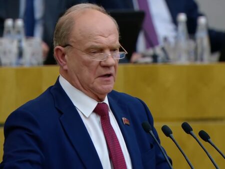 Zyuganov apoia acordo de Putin com EUA mas adverte governo dos perigos de Trump