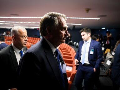 Bolsonaro foi o “principal destinatário” da espionagem ilegal, aponta a PF