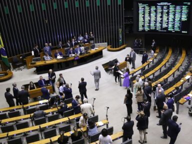 Congresso promulga novas regras para emendas e destrava votação do Orçamento