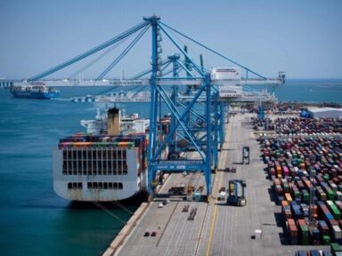 Brasil adverte Trump que sobretaxas ‘violam acordos’ e ‘prejudicam gravemente’