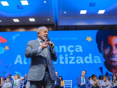 Ipec: 41% dos brasileiros avaliam Lula negativamente e 27% positivamente