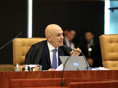Moraes pede ‘reação’ forte contra big techs e diz que já há lei para controlá-las