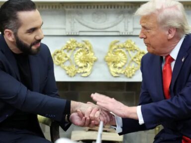 Trump propõe ao presidente de El Salvador criar mais prisões para a deportação em massa