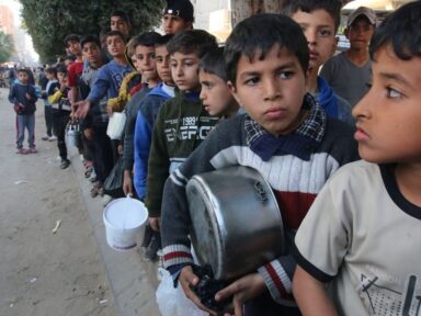 África do Sul denuncia à Corte de Haia cerco de Israel a Gaza para matar palestinos de fome