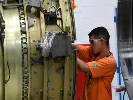 Focus: inflação cai e juro real fica mais alto