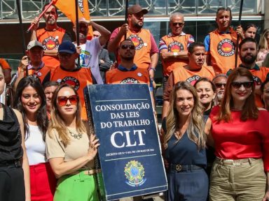 Juízes, advogados e procuradores fazem ato nacional contra pejotização e ataque a direitos trabalhistas