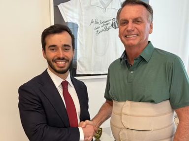 Fantasia de ‘Bananinha’ vira fiasco: Bolsonaro esteve com sub do sub dos EUA
