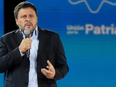 Oposição peronista tem melhor resultado em décadas em B. Aires e Milei passa perna em Macri