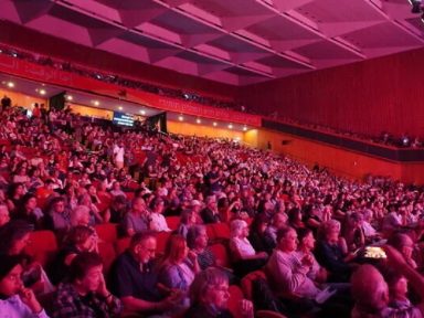 Cúpula Popular pela Paz reúne 5.000 israelenses e palestinos para exigir cessar-fogo em Gaza