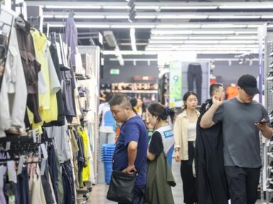 China emite títulos para subsidiar consumo e infraestrutura e fazer crescer economia