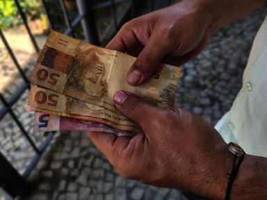 Concentração de renda segue alta no Brasil