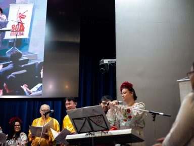 Nos 80 anos da Vitória, o Regimento Imortal celebra os heróis soviéticos e a verdade histórica