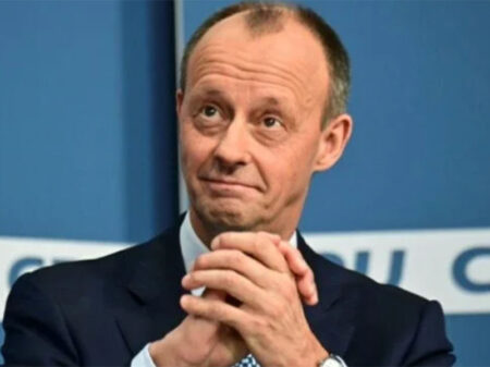 Subfuhrer da BlackRock toma susto na primeira volta, mas é eleito primeiro-ministro alemão