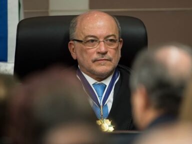 Ministro do TCU trava julgamento e beneficia entidades que fizeram descontos ilegais