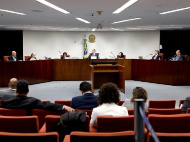 Por unanimidade, STF torna réus mais 7 bolsonaristas por trama de golpe de Estado