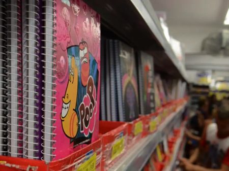 Vendas do comércio crescem 0,8% em março, diz IBGE