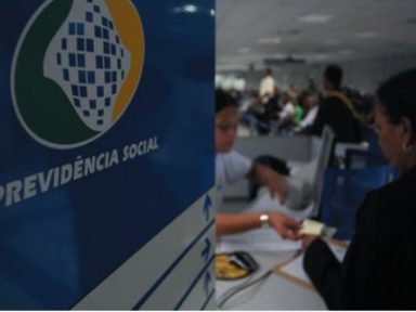 INSS: bancos defendem mais juro no consignado