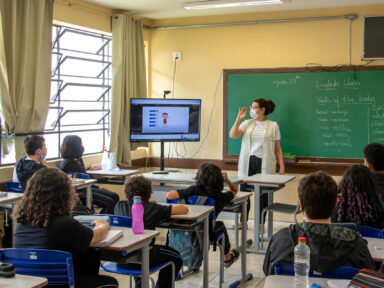 MP processa governo do Paraná por uso ilegal de reconhecimento facial de estudantes